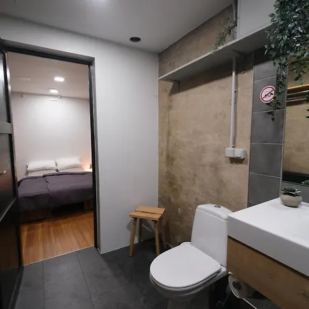 Kinky In Apartamento Riga